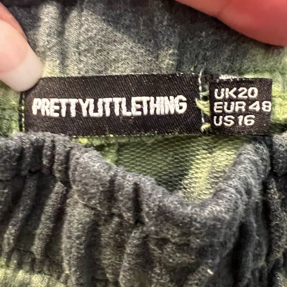 PRETTY LITTLE THING JOGGER AND MATCHING TIE DIE CUT OFF HOODIE - Picture 6 of 6